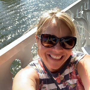 Meet your Posher, Erin